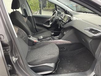 Peugeot 2008 1.2 PureTech Blue Lion N.A.P PRACHTIG!!! picture 8