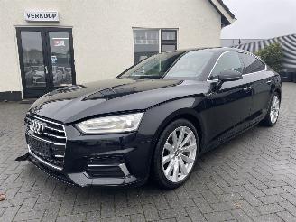 krockskadad bil auto Audi A5 Sportback 2.0 TFSI MHEV Design 2017/10