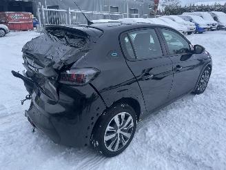 Peugeot e-208 EV Active Pack 50 kWh N.A.P NL AUTO PRACHTIG picture 2