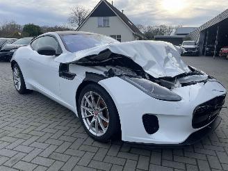 damaged passenger cars Jaguar F-type 2.0T 301 PK AUTOMAAT 2018/3