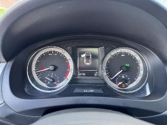 Skoda Rapid 1.2 TSI  AUTOMAAT  PANORAMADAK picture 21