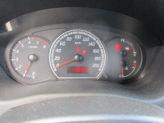 Suzuki Swift 1.3 COOL picture 9