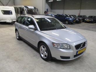 krockskadad bil auto Volvo V-50 1.8 ADVANTAGE 2010/4