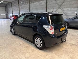 Toyota Verso 2.0 D-4D Business Clima picture 5