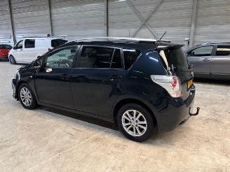 Toyota Verso 2.0 D-4D Business Clima picture 6