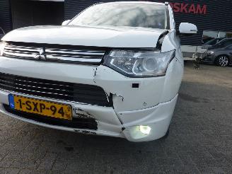 Mitsubishi Outlander 2.0 PHEV INSTYLE picture 5