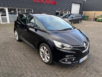 Auto incidentate Renault Scenic 1.5 DCI 81kw  Clima Navi 2017/6