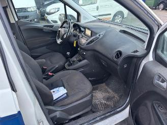 Ford Transit Courier Van 1.5 TDCI airco navi 100pk picture 7