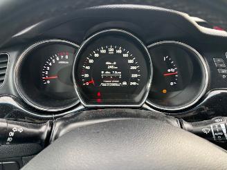 Kia Cee d 1.6 GDI Super Pack 135pk picture 17
