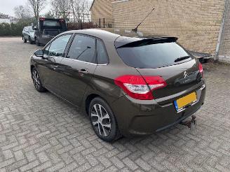 Schadeauto Citroën C4 1.6 HDI Tendance airco 2011/2