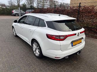 Vaurioauto  passenger cars Renault Mégane 1.3 TCe GT-Line 2019/2