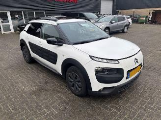 Schadeauto Citroën C4 cactus 1.6 HDI  Pano Business Plus 2015/12