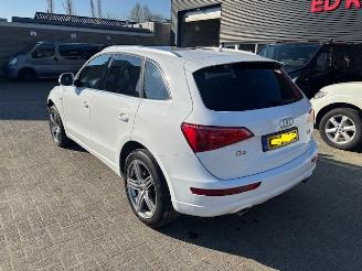 Schadeauto Audi Q5 3.2 FSI Quattro Automaat Pano 269pk 2009/12
