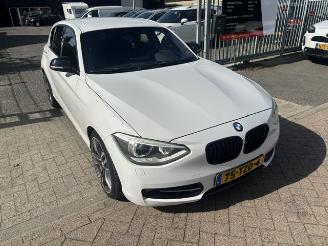 Vaurioauto  passenger cars BMW 1-serie 118i Sport 5-drs Clima 170pk 2012/5