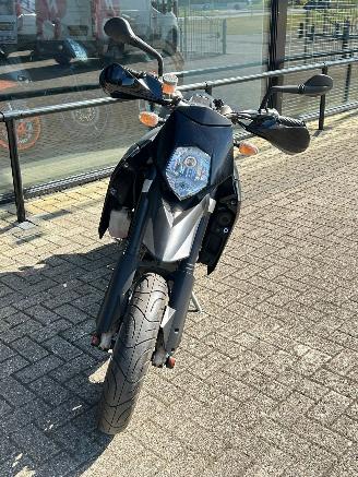 KTM  SM 950 Supermoto picture 8