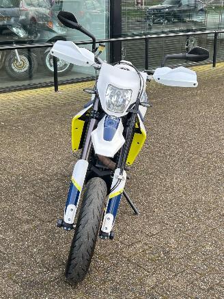 Husqvarna  SM 701 ABS Akrapovic picture 9