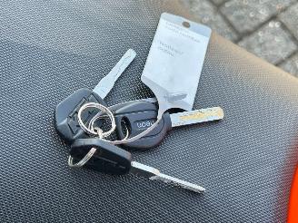 KTM  RC 125 ABS picture 14