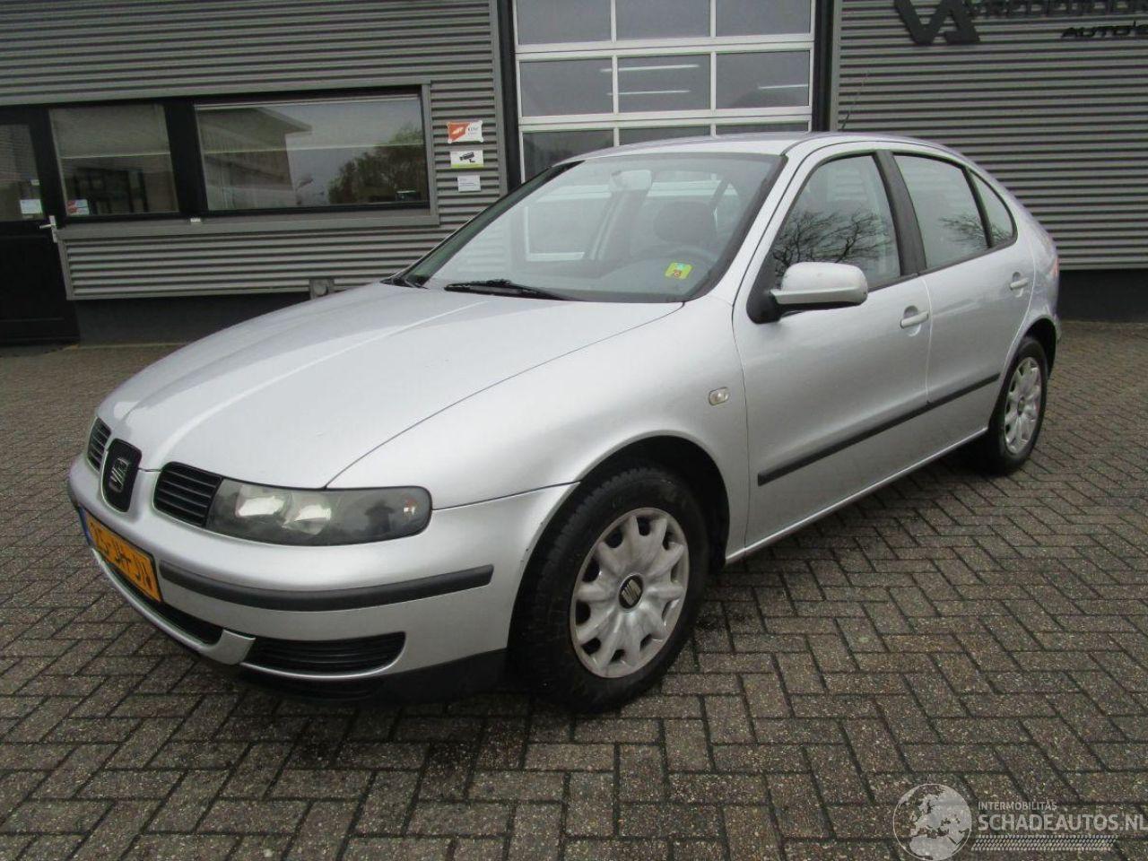 Seat Leon 1.6-16V Stella