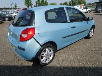 Renault Clio 1.2 TCE Expression picture 5