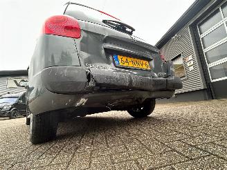 Peugeot 207 SW 1.4 VTi Blue Lease picture 23