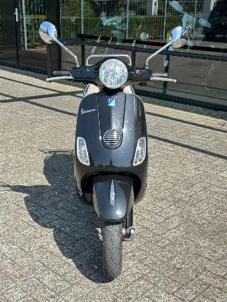 Vespa  LX 125 4T picture 8