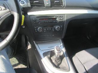 BMW 1-serie 120I High Executive picture 15