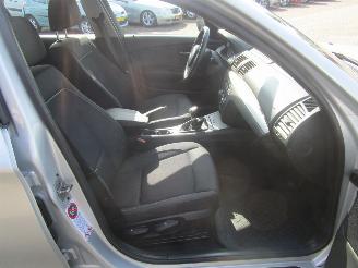 BMW 1-serie 120I High Executive picture 12