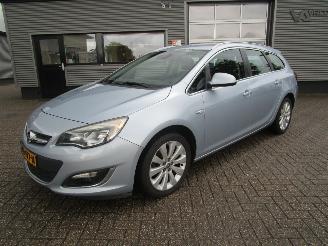 škoda osobní automobily Opel Astra SPORTS TOURER 1.4 Turbo Sports+ 2015/5