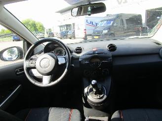 Mazda 2 1.3 Color Edition 5drs picture 10