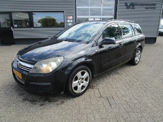Damaged car Opel Astra STATION WAGON 1.4 Edition 2006/1