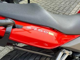 Kawasaki Z 750 S picture 9