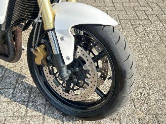 Triumph Speed Triple 675 picture 10