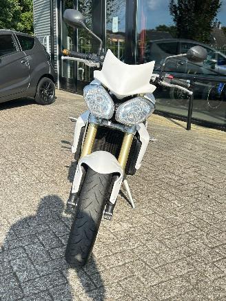Triumph Speed Triple 675 picture 8
