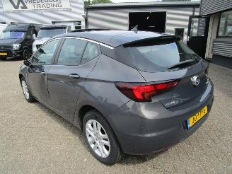 Opel Astra 1.0 Edition 5drs picture 3