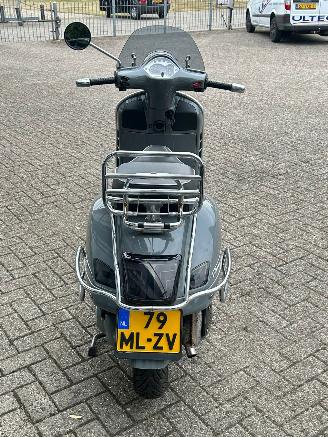 Vespa  GTS 300 I.E. picture 4