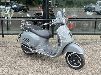 damaged motor cycles Vespa  GTS 300 I.E. 2012/2