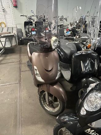 Sym  Partij 20 scooters picture 8