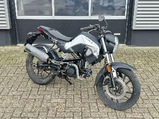 Unfall Kfz Roller Kymco  K-Pipe 2016/10