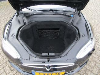 Tesla Model S 85 Base picture 19