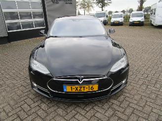 Tesla Model S 85 Base picture 8