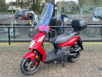 damaged scooters Sym  Orbit 2 2015/1