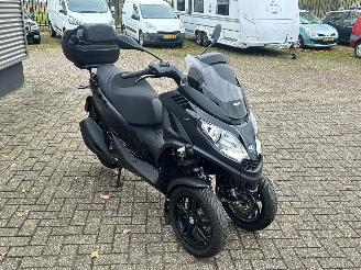 Piaggio MP3 300 HPE picture 7