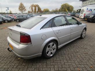 Opel Vectra GTS 2.2-16V picture 5