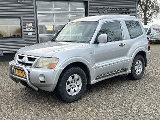 Schadeauto Mitsubishi Pajero 3.2 DI-D GLS Automaat 2003/6