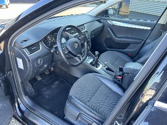 Skoda Octavia Combi 1.4 TSI Greentech Ambition Businessline picture 9