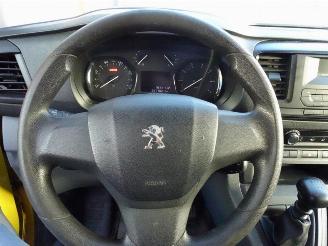 Peugeot Expert 231S 2.0 BlueHDI 120 Pro 3 zits airco picture 18