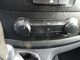 Mercedes Vito 109 CDI 165501 km airco imperiaal picture 14