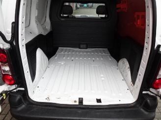 Citroën Berlingo 1.6 HDI 500 Comfort Economy airco 107863 km !! picture 10