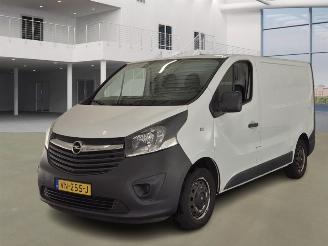 voitures fourgonnettes/vécules utilitaires Opel Vivaro 1.6 66 kw 2015/9
