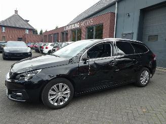 škoda osobní automobily Peugeot 308 SW 1.2 96KW Blue Lease Premium PANORAMA CLIMA NAVI 2020/4